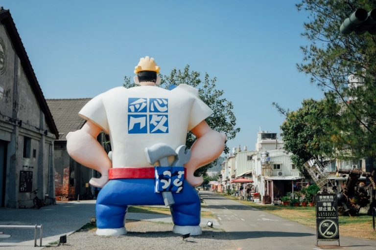 高雄一日遊：藝術、歷史、美食與夕陽的完美邂逅