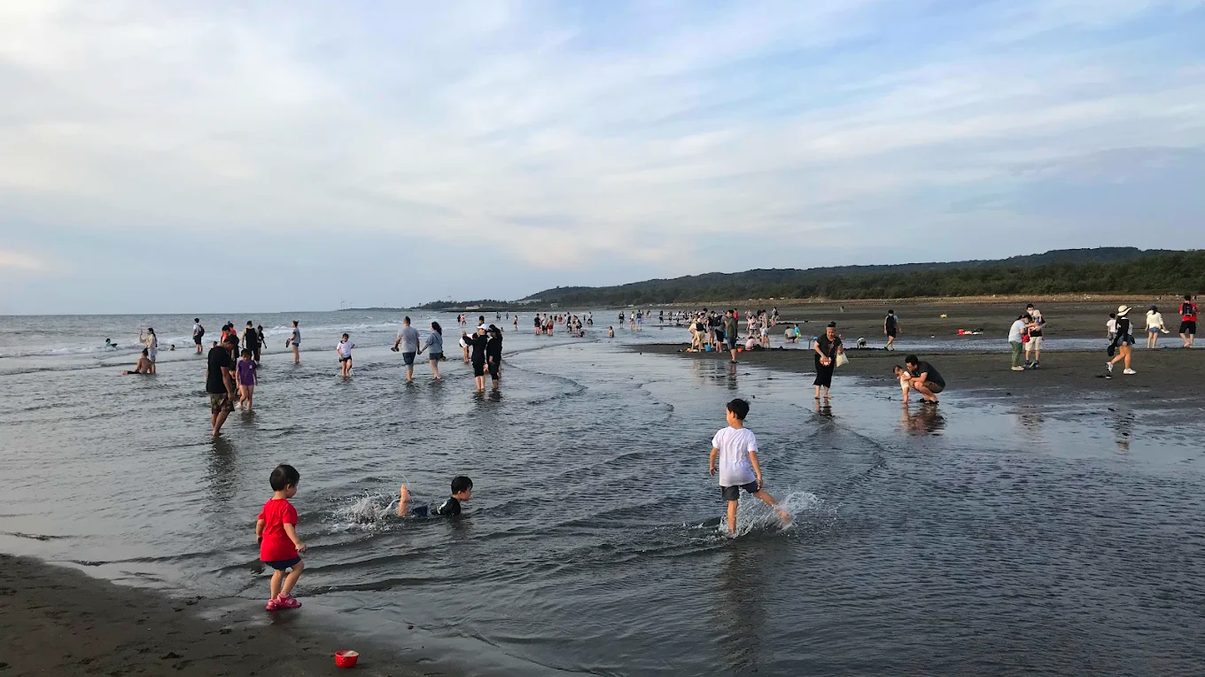 新月沙灣：探索這個隱藏的天堂，享受極致沙灘之旅