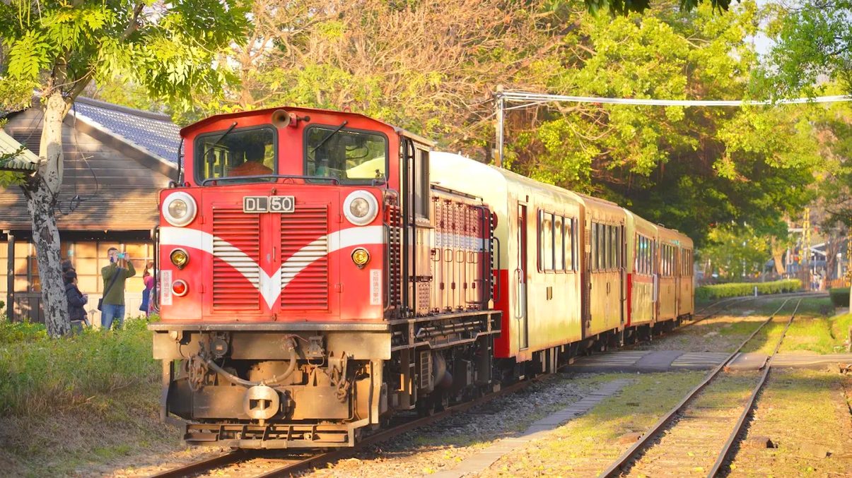探險阿里山蒸汽火車：領略自然美景的最佳選擇