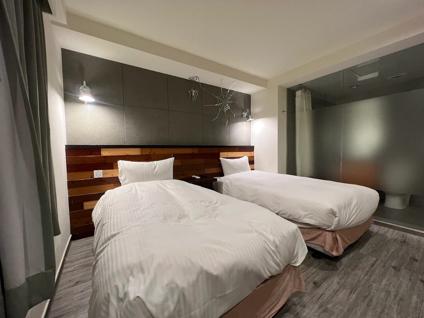 新舍商旅新竹館現代工業風格客房