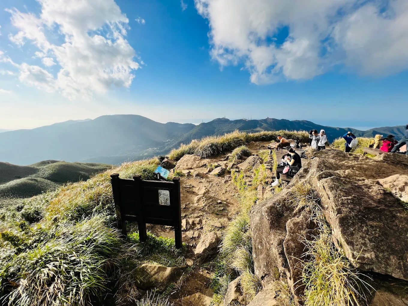 荷蘭古道怎麼玩？陽明山絕景步道推薦，一次走進台北的山林秘境