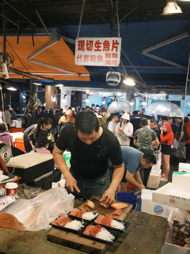 基隆生魚片推薦｜五家在地人氣店，鮮味滿點、內用外帶都方便！