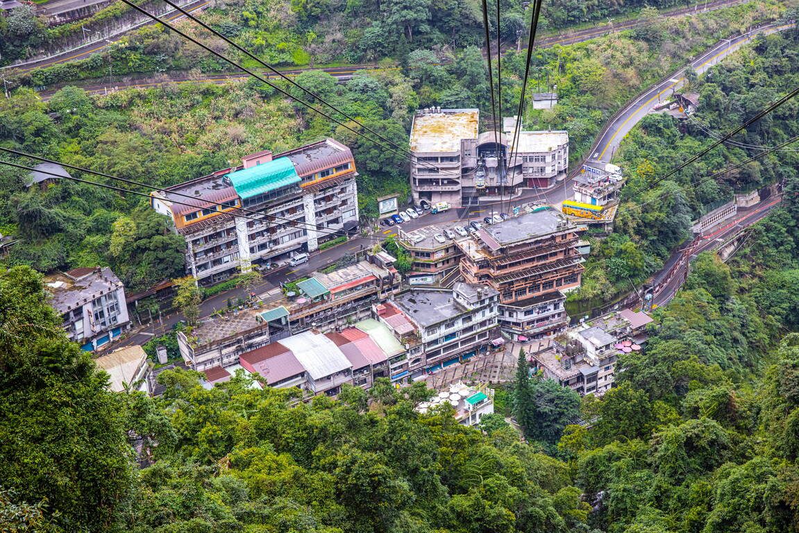 烏來瀑布一日遊｜新北壯麗瀑布與原民風味美食一次體驗！