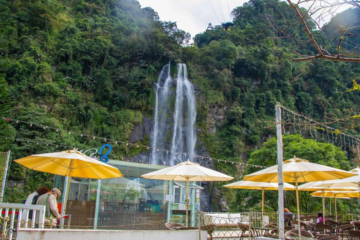 烏來瀑布一日遊｜新北壯麗瀑布與原民風味美食一次體驗！