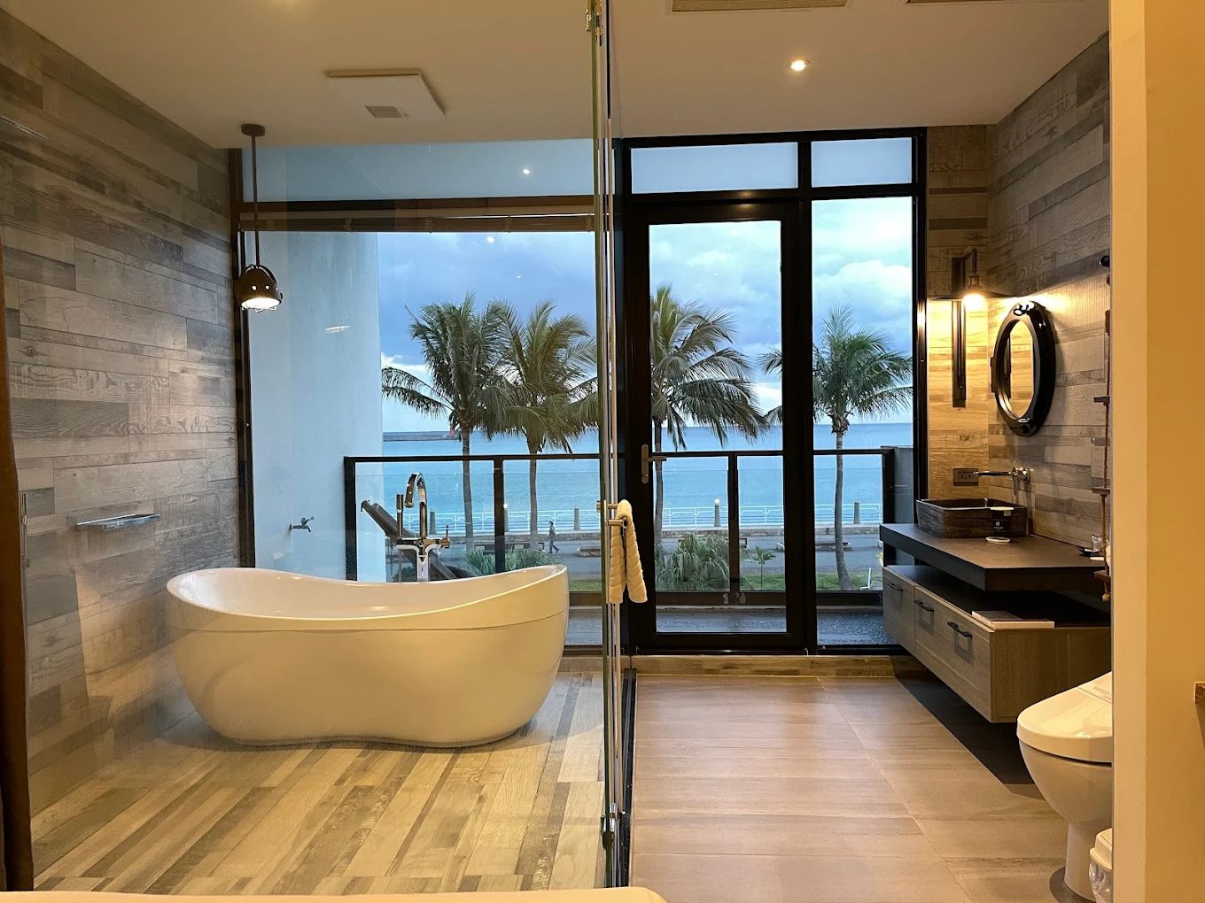 🌅【花蓮住宿推薦】漫漫日出海景民宿 Before Sunrise｜擁抱日出海景、評價4.9的夢幻選擇！