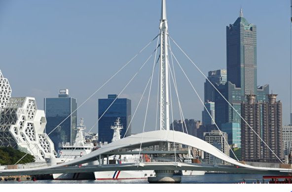 高雄一日遊：藝術、歷史、美食與夕陽的完美邂逅