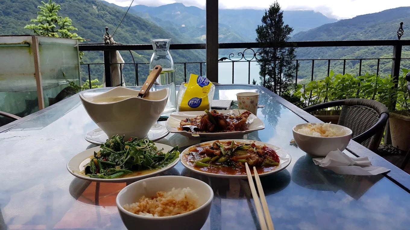 合歡山旅遊指南：必訪景點與美食介紹