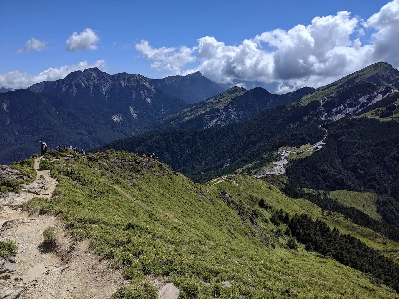 合歡山旅遊指南：必訪景點與美食介紹