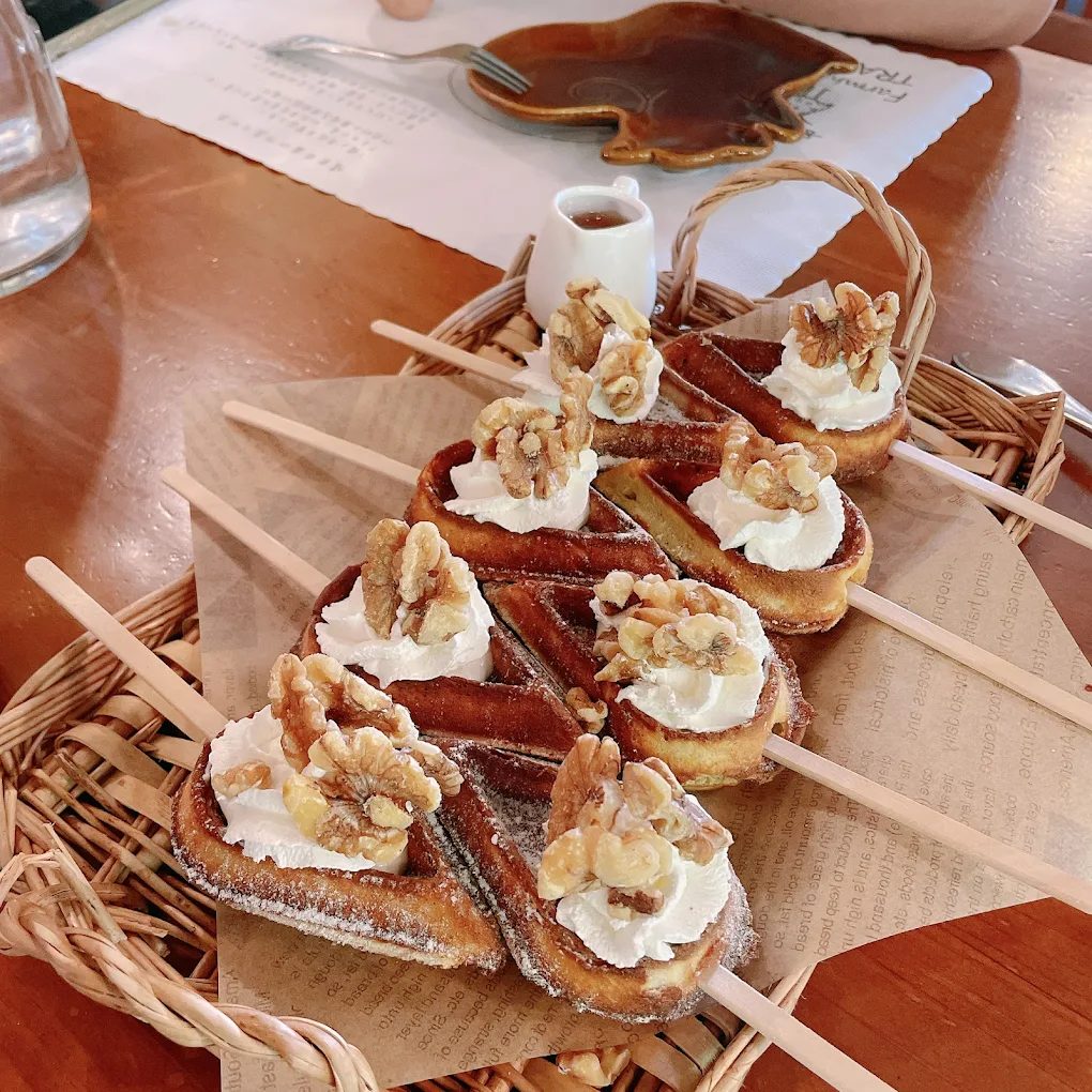🌿 台北內湖一日遊：景點推薦！看城市美景、散步湖畔、挑戰登山步道一次滿足