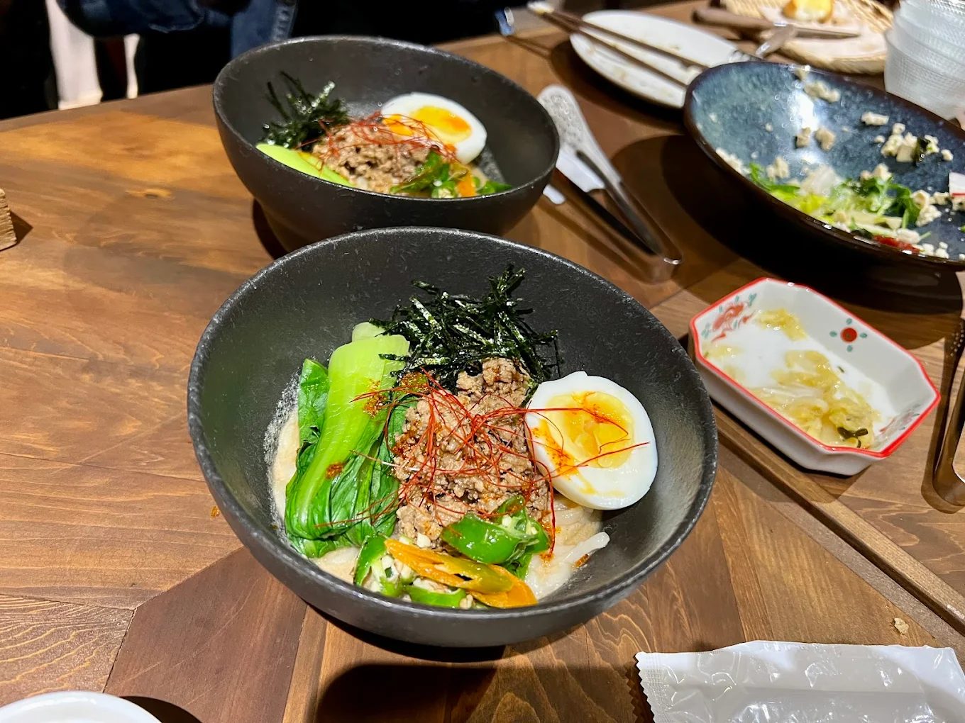 🎣 正濱漁港必吃海鮮名店推薦｜從生魚片飯到章魚燒，吃遍基隆最新鮮！