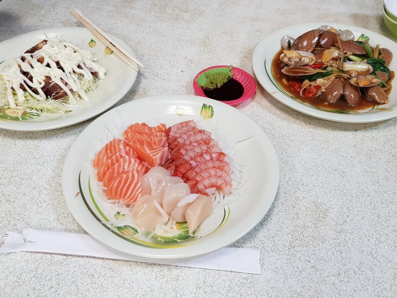 🎣 正濱漁港必吃海鮮名店推薦｜從生魚片飯到章魚燒，吃遍基隆最新鮮！