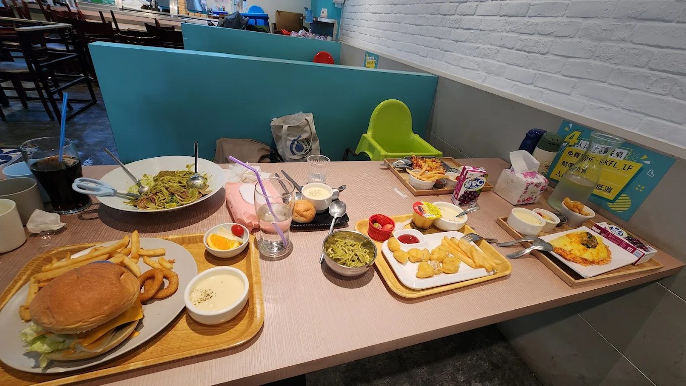 台灣觀光列車推薦:親子小火車、懷舊鐵道、鐵道博物館一次攻略!