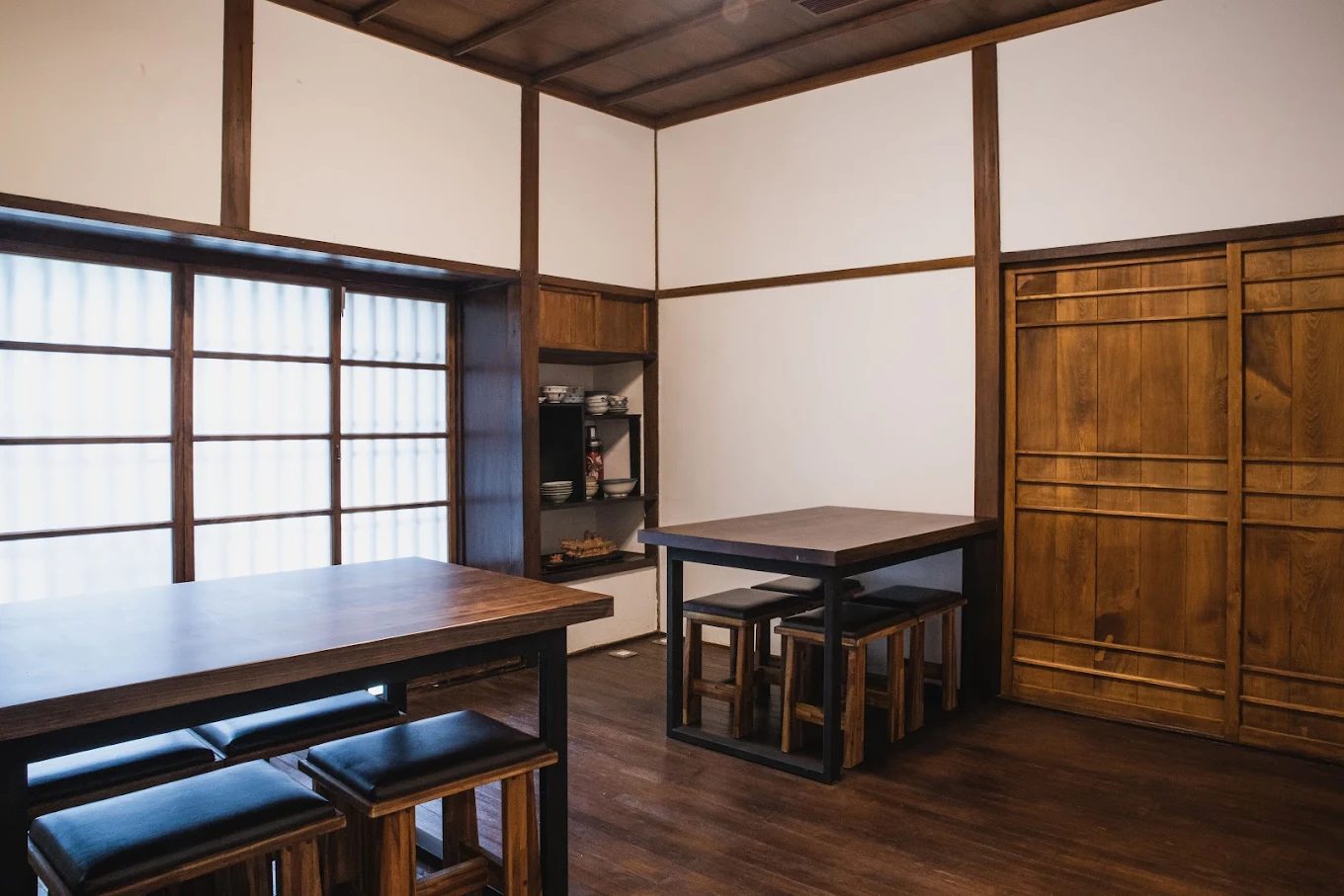 靜心苑｜松山療養所所長宿舍：療癒日式古蹟，沉浸美食與藝術的靜謐空間