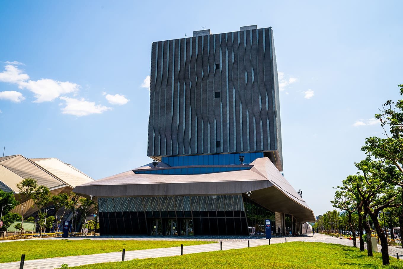 臺北流行音樂中心的全面探索：音樂、文化和戶外表演的最佳去處