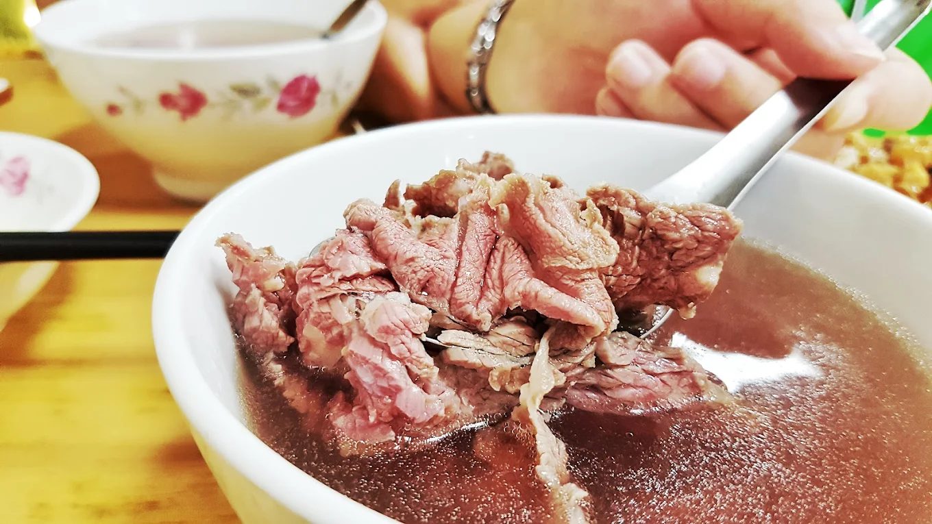 台南牛肉湯推薦｜在地人激推5間必吃名店懶人包