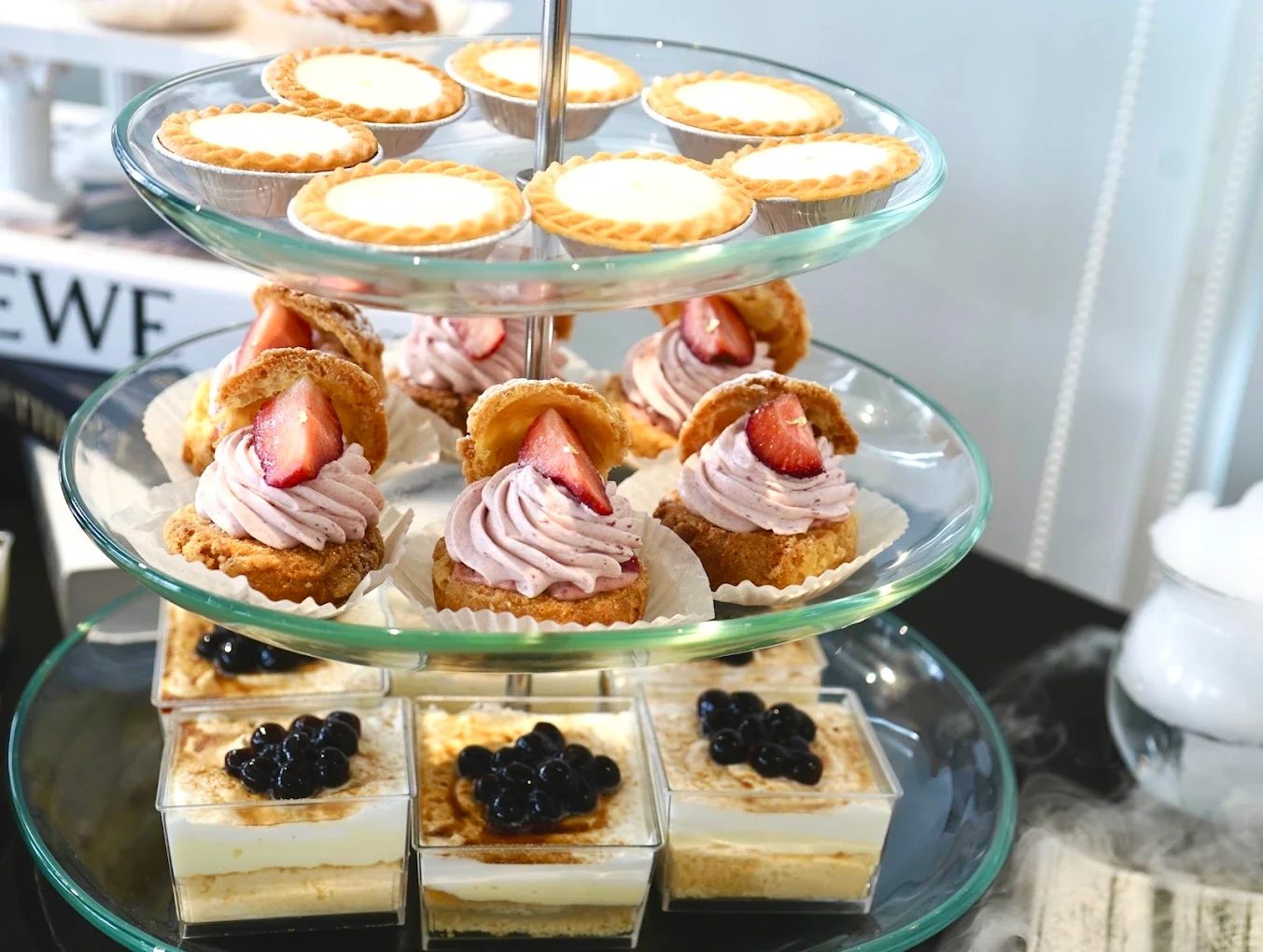 《高雄秘境景點懶人包》私房海景秘境＆森林路線推薦！夕陽、湧泉、洞穴一次收藏