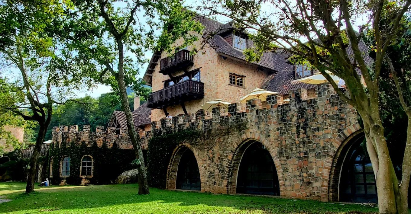 中部避暑景點推薦：發掘夏季的清涼之地