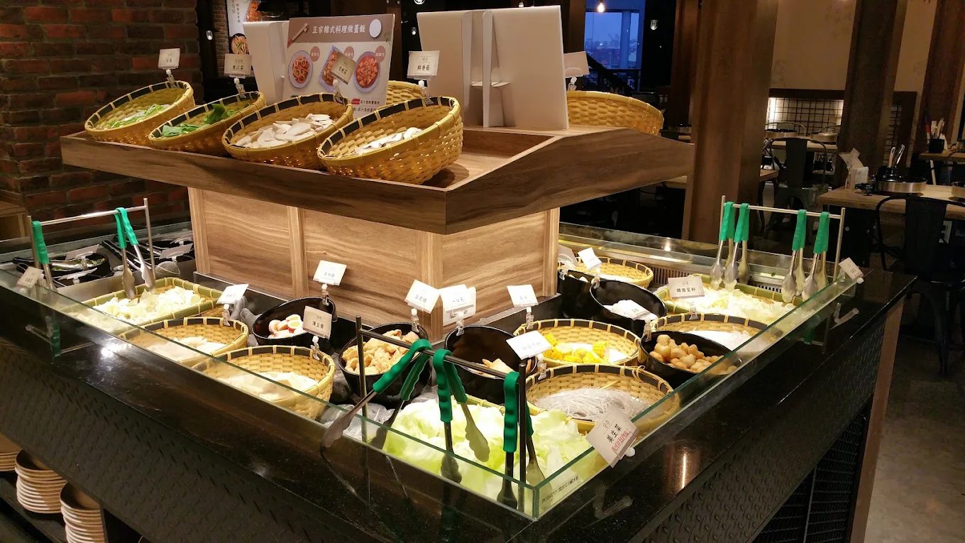 🎯 高雄SKM Park Outlets草衙｜購物、美食、親子娛樂一次滿足！交通、品牌、餐廳總整理