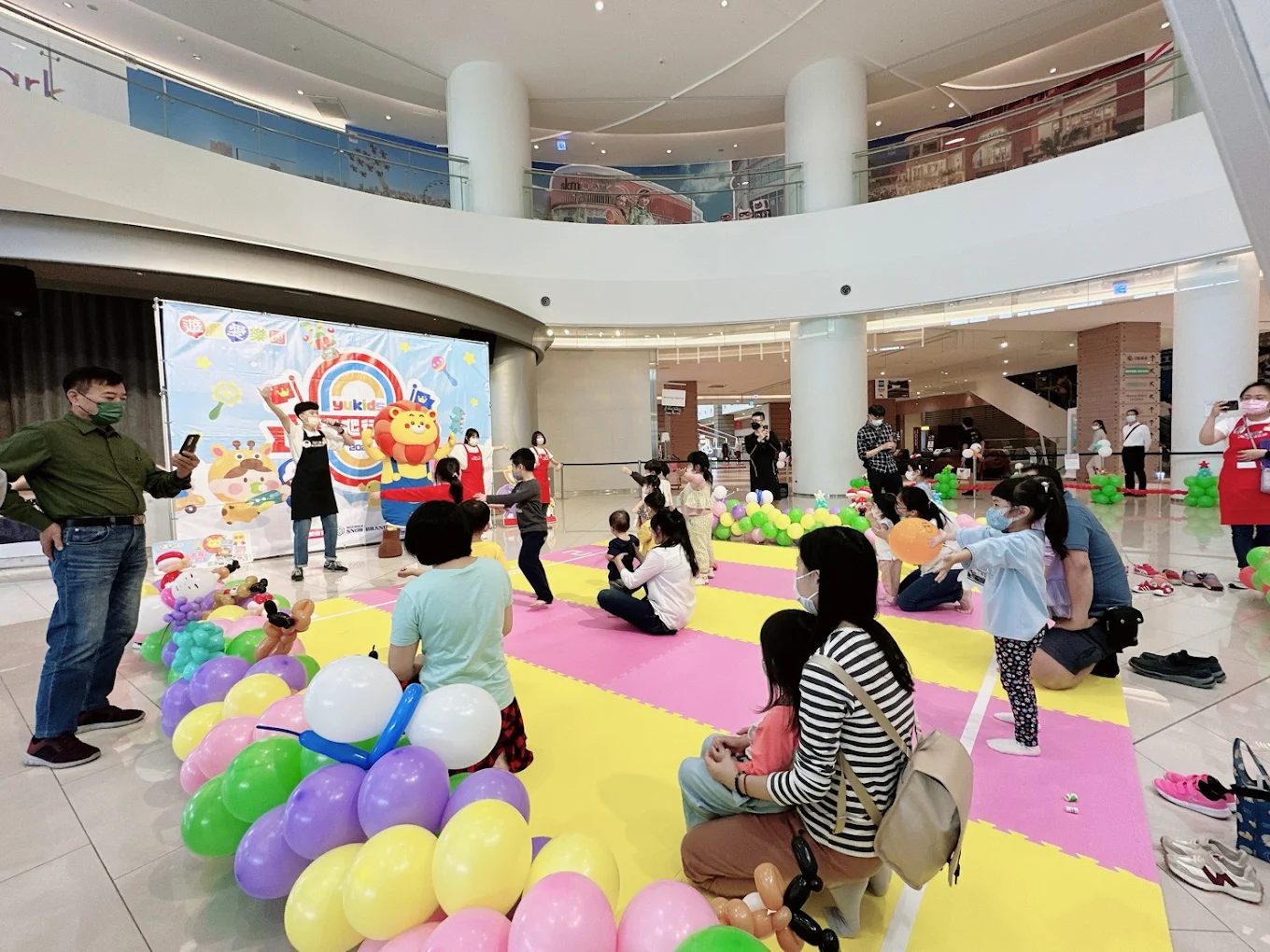 🎯 高雄SKM Park Outlets草衙｜購物、美食、親子娛樂一次滿足！交通、品牌、餐廳總整理