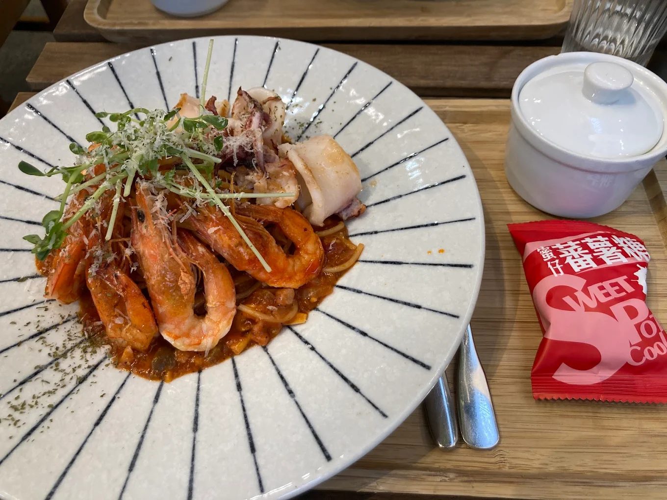 🌊小琉球自由行全攻略：必玩景點＋美食住宿推薦，海島假期就這樣玩！