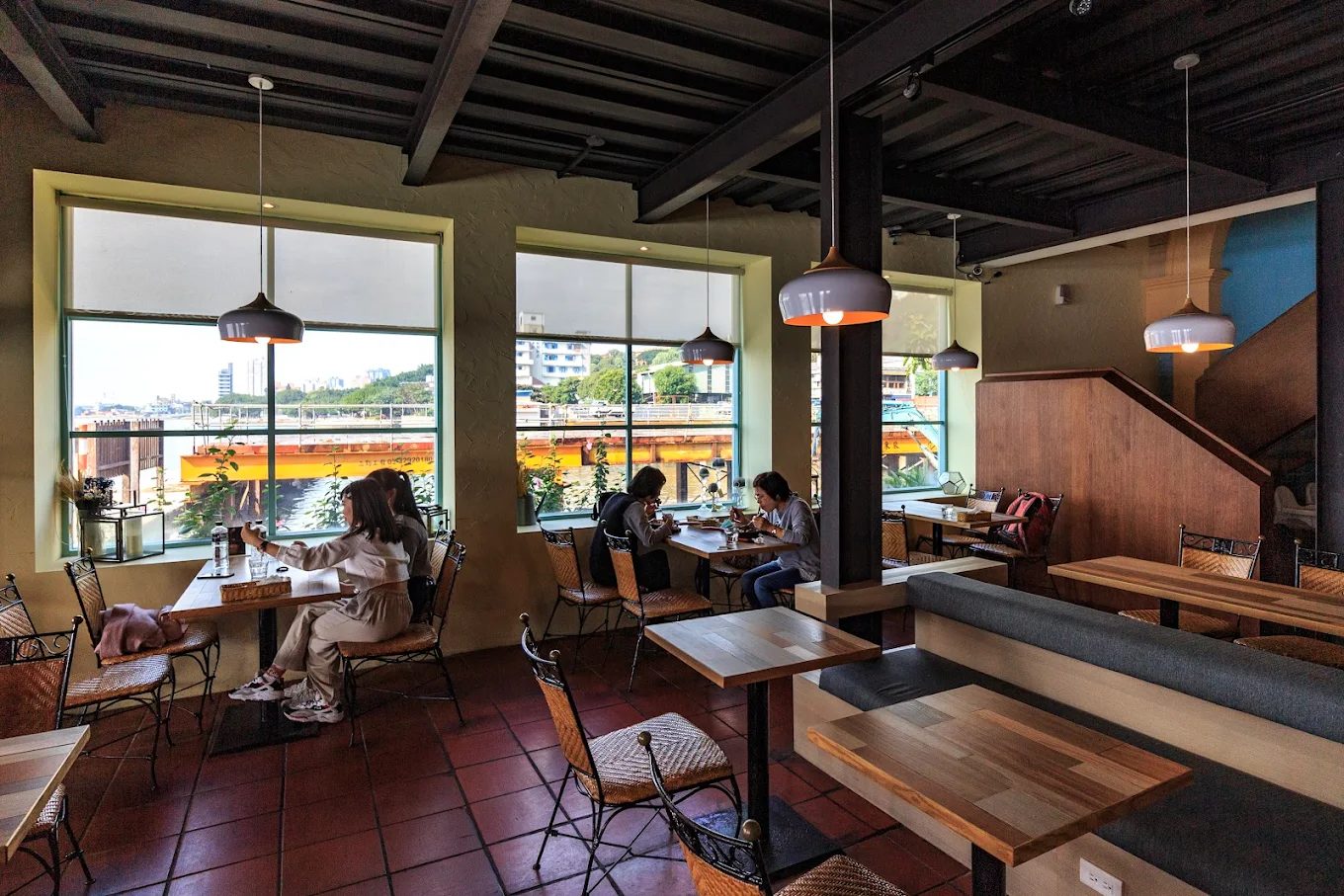 探索淡水老街美食｜必吃的推薦餐廳