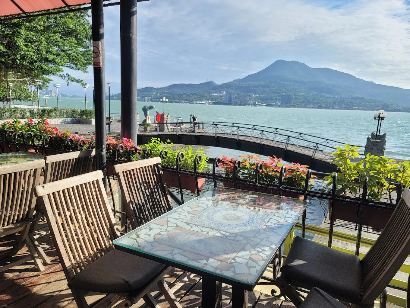 探索淡水老街美食｜必吃的推薦餐廳