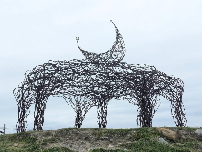 探索台東必訪景點：海濱公園、加路蘭、鐵道藝術村等