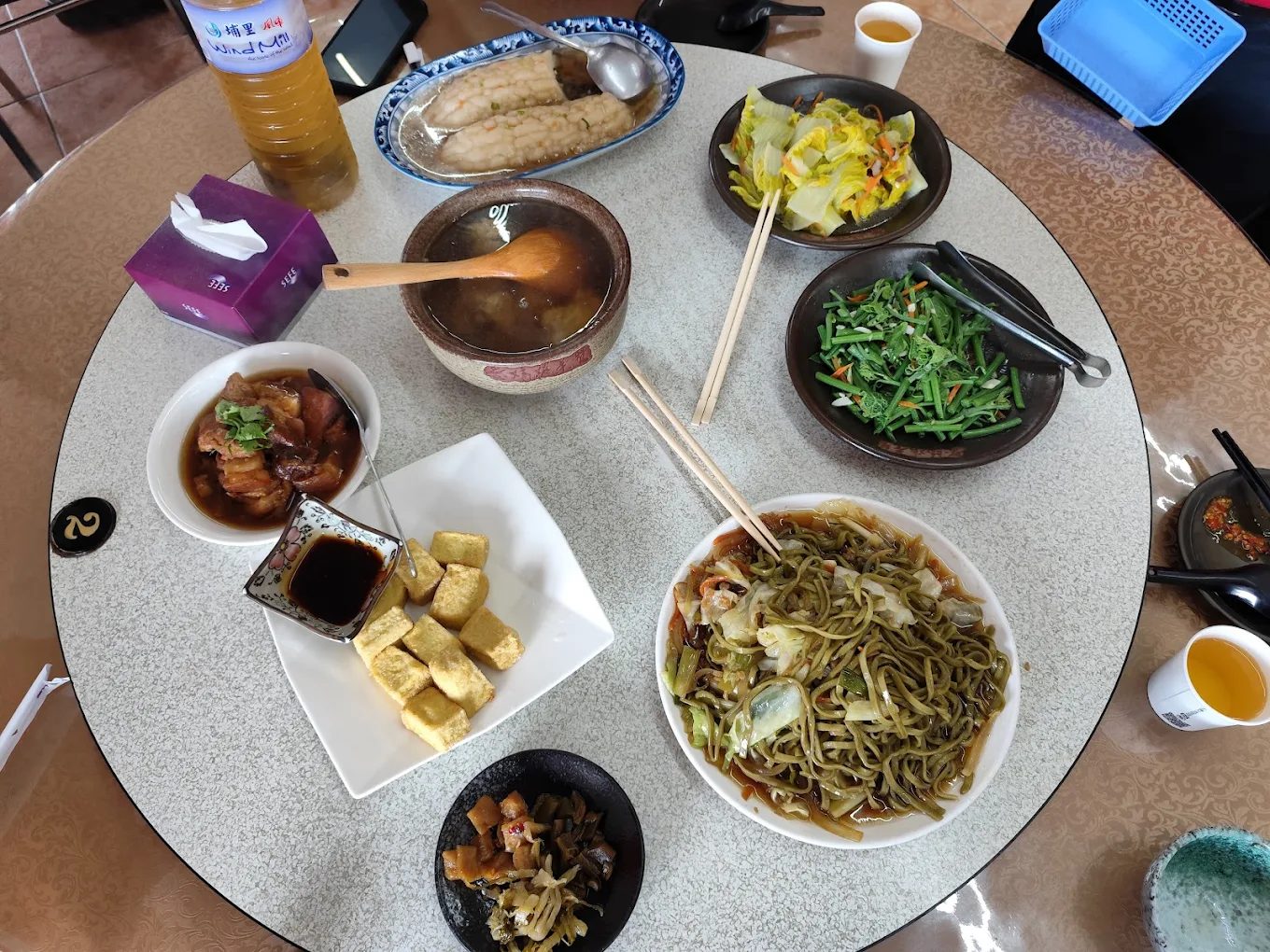 《鹿野高台一日遊攻略》滑翔翼、熱氣球、滑草一次玩！台東最夢幻高台景點推薦