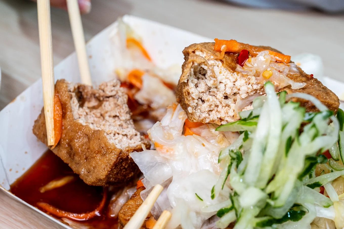 夯臭豆腐：深入探討南寮連鎖店的魅力與精選美食