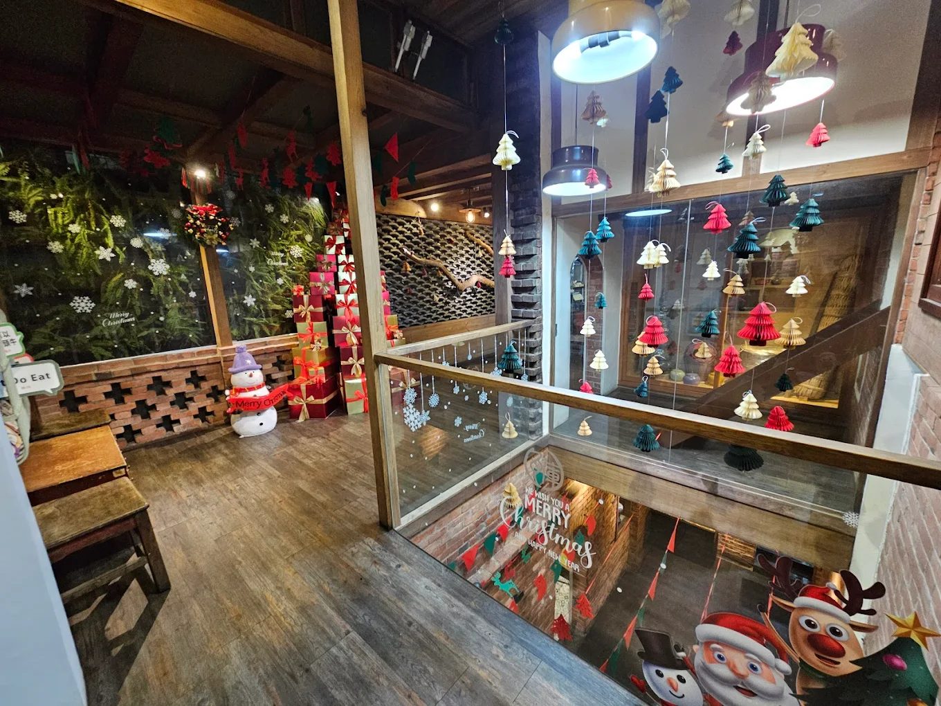 台中瓦庫燒肉：高評價和牛海鮮燒肉名店，聚餐約會首選推薦！