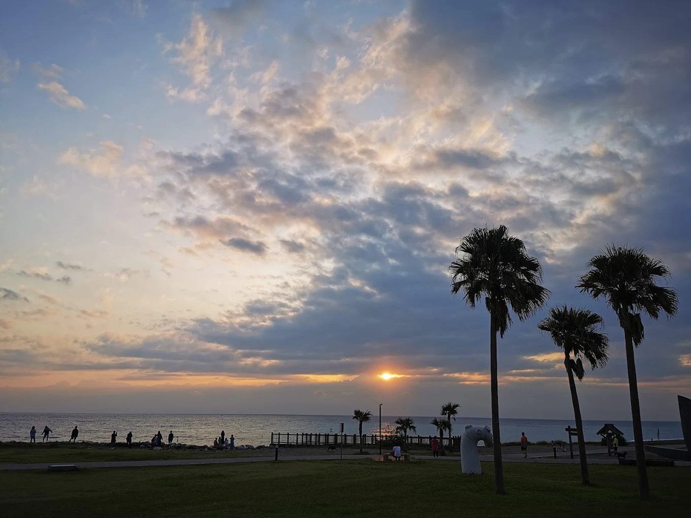 🌊 花蓮七星潭一日遊攻略｜必訪海岸景點＋親子友善公園全整理！