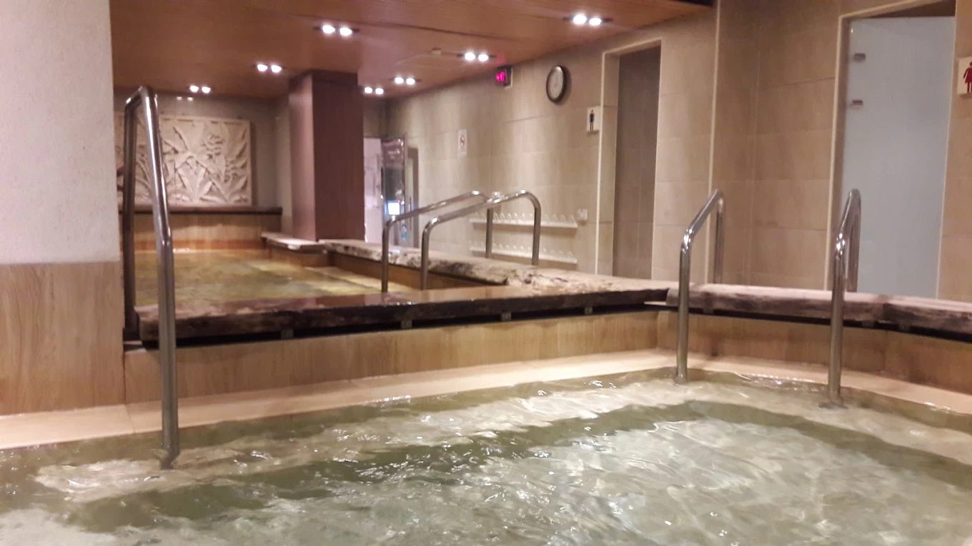 【礁溪住宿推薦】美嘉美大飯店｜平價溫泉飯店、鄰近湯圍溝公園、步行可達老街美食！