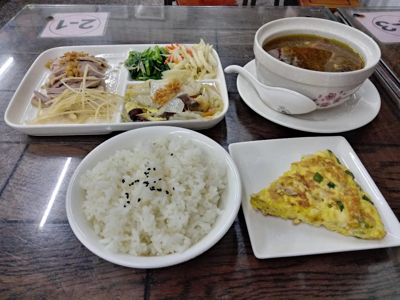 【礁溪住宿推薦】美嘉美大飯店｜平價溫泉飯店、鄰近湯圍溝公園、步行可達老街美食！