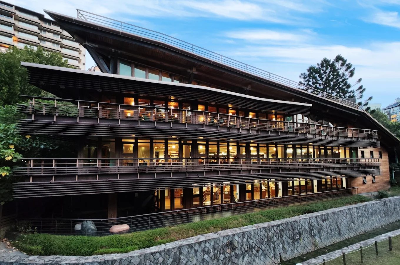 台北閱讀地圖|精選5大圖書基地,提升專注力與書香質感旅程