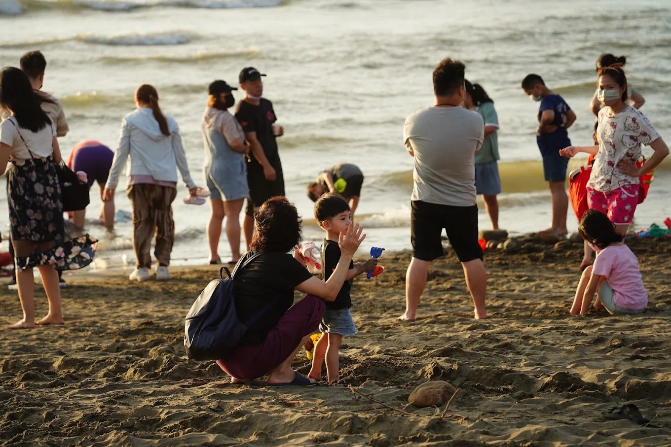 新月沙灣：探索這個隱藏的天堂，享受極致沙灘之旅