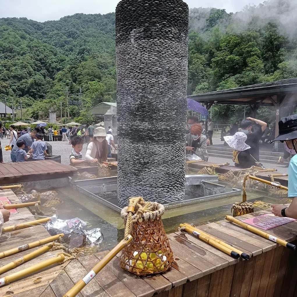 探索宜蘭迷人5大美景點｜猴洞坑瀑布、三奇美徑完全指南