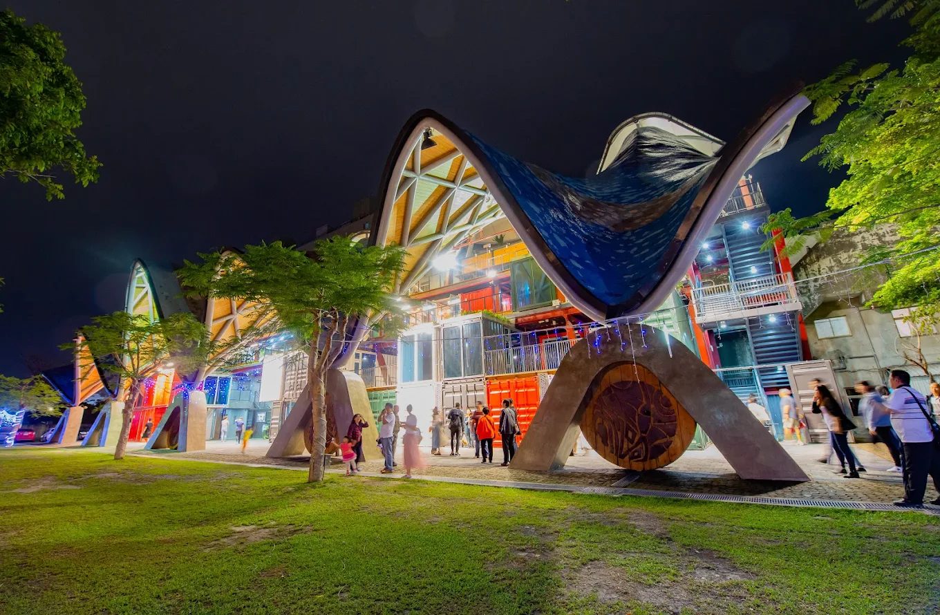 台東住宿推薦｜旅人驛站鐵花文創二館：文創風格旅宿、美食景點一網打盡！