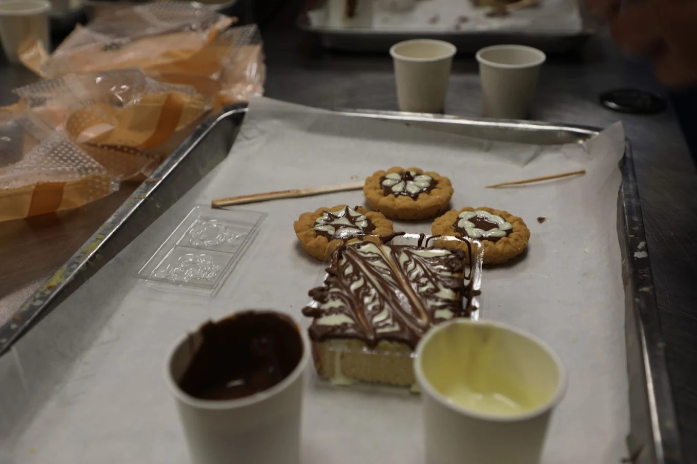 🍫77巧克力共和國完整導覽｜門票價格、DIY課程、甜點推薦與周邊景點一次看！