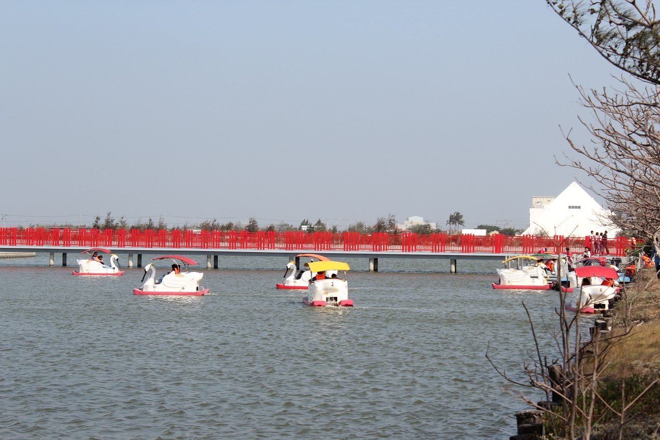 台南七股旅遊全攻略：濕地夕陽、鹽田美景與海味美食一次體驗！