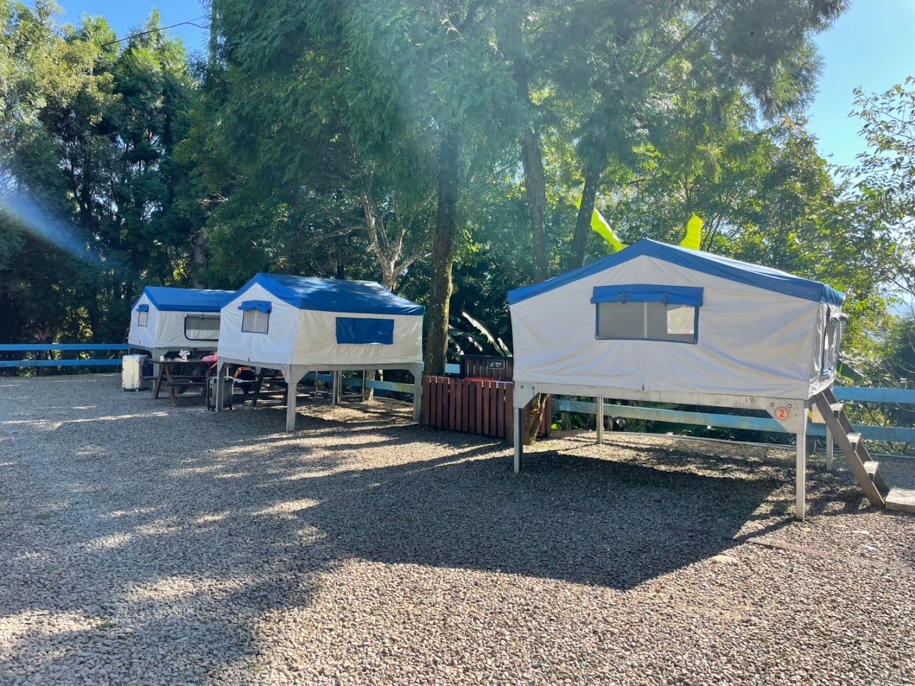 綠雲海露營區｜懶人露營｜免搭帳｜免裝備｜Glamping｜空中帳篷｜搭帳營位｜不含餐類型