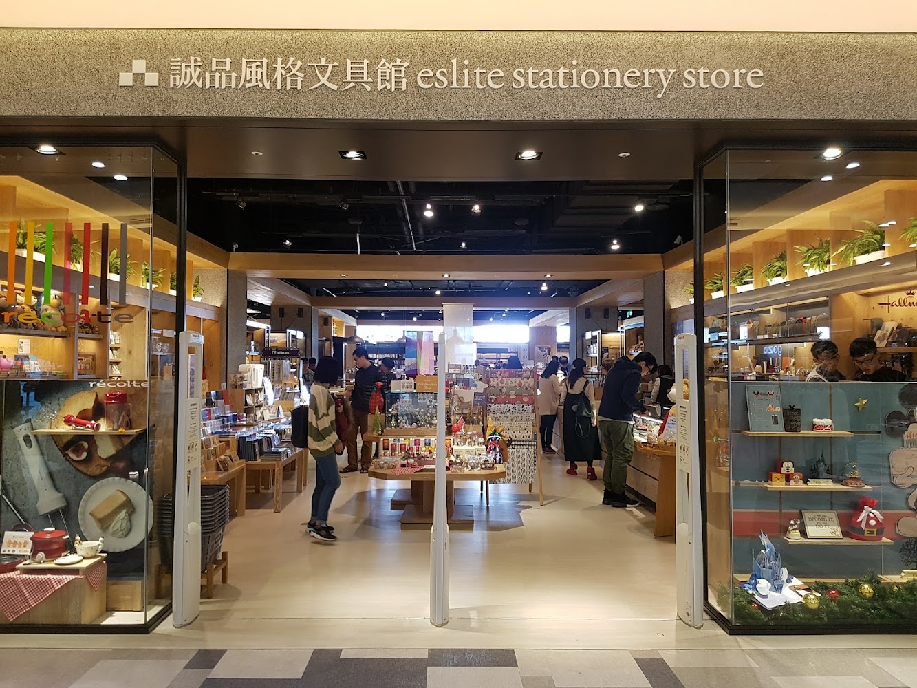 【誠品生活台南一日遊攻略】文青最愛閱讀＋選物＋展覽＋咖啡全收錄！