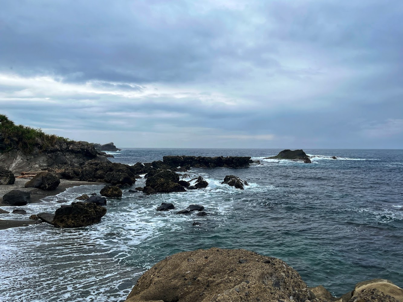 石梯坪｜老梅綠石槽: 探索台灣私房景點的綠意奇蹟
