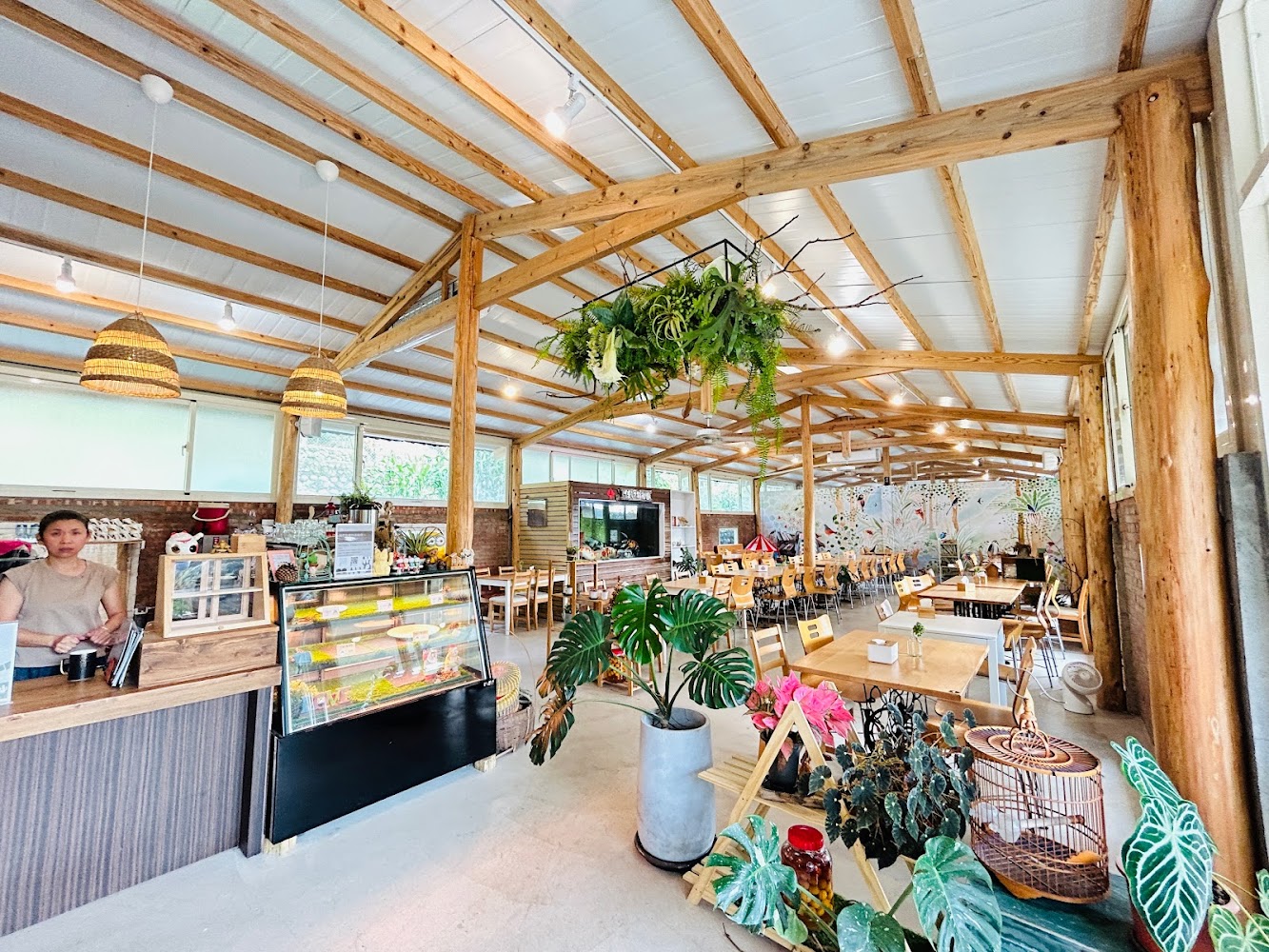 Around Flower Restaurant