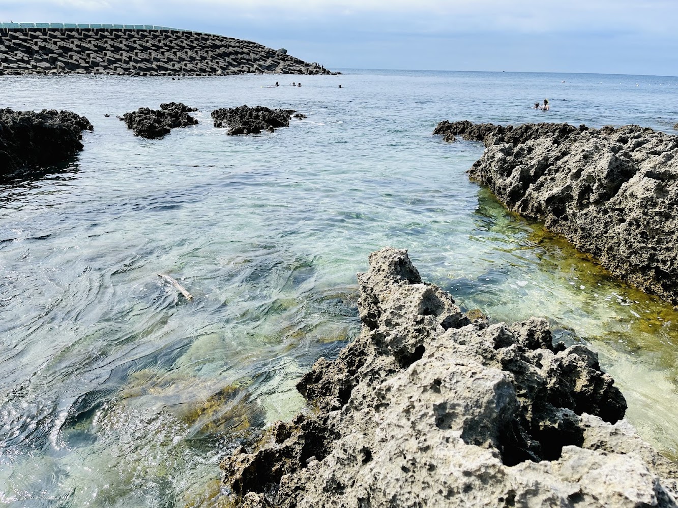 小巴里島岩｜墾丁景點攻略｜探索台灣最美海岸線的絕佳指南
