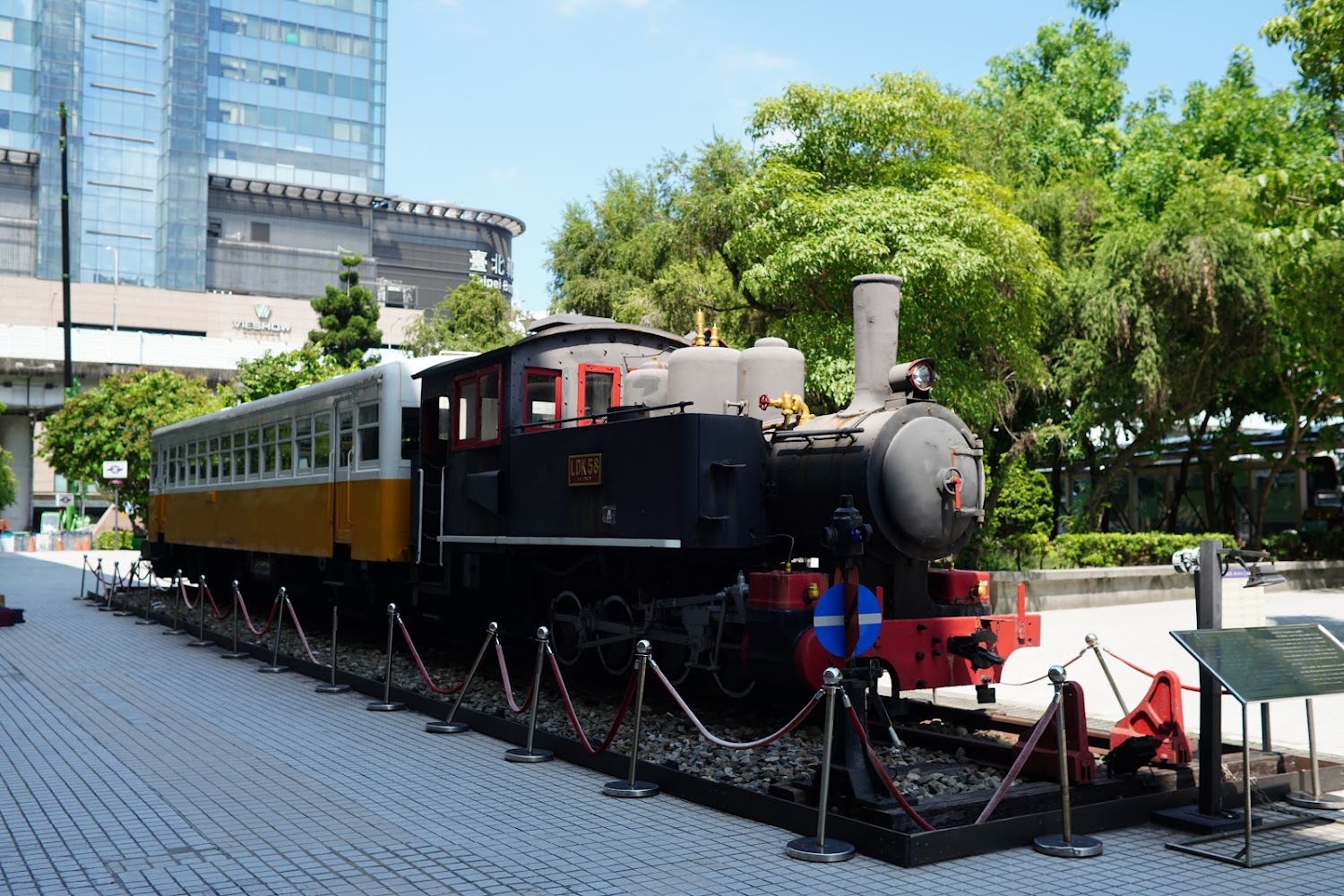 探索台鐵LDK58蒸氣火車：見證台灣鐵道歷史的經典文化景點