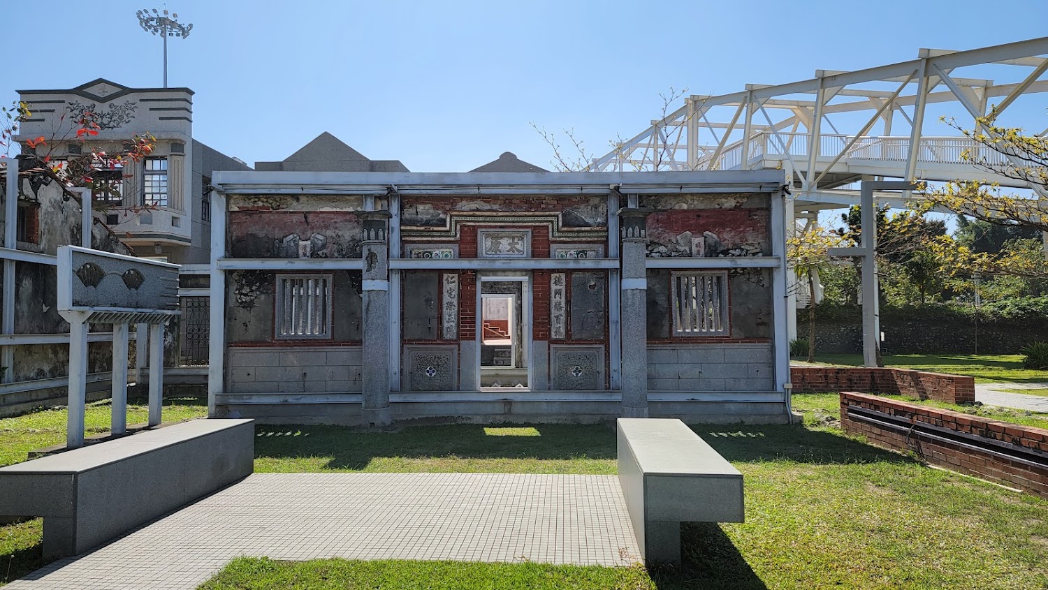 【高雄一日遊行程推薦】熱門景點全攻略｜親子同遊、情侶約會都適合