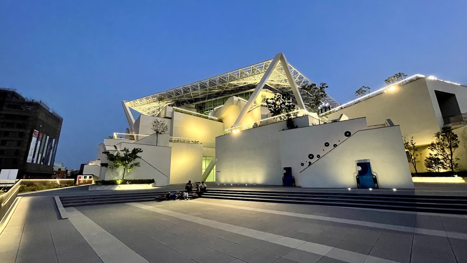 臺南市美術館1館｜臺南美術館無敵攻略：輕鬆探索當代藝術盛宴的5大秘訣