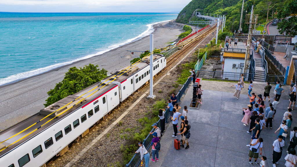 🌊 多良車站一日遊攻略｜海景打卡＋在地美食＋交通資訊全收錄！