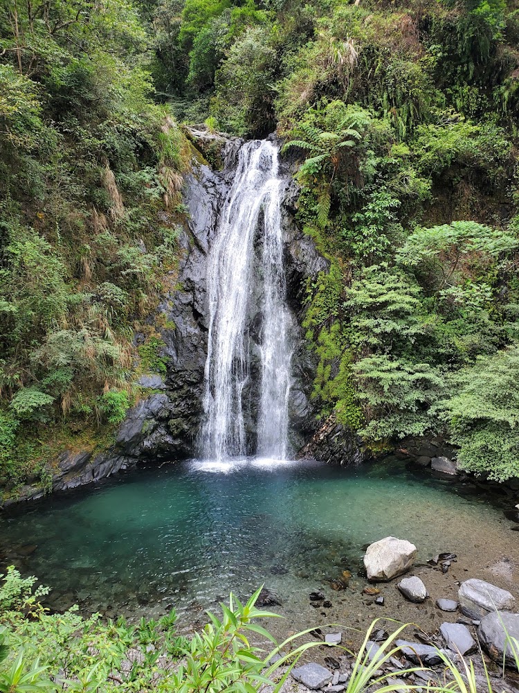 辛寮瀑布步道｜宜蘭步道探索：5條必走的健行路徑推薦