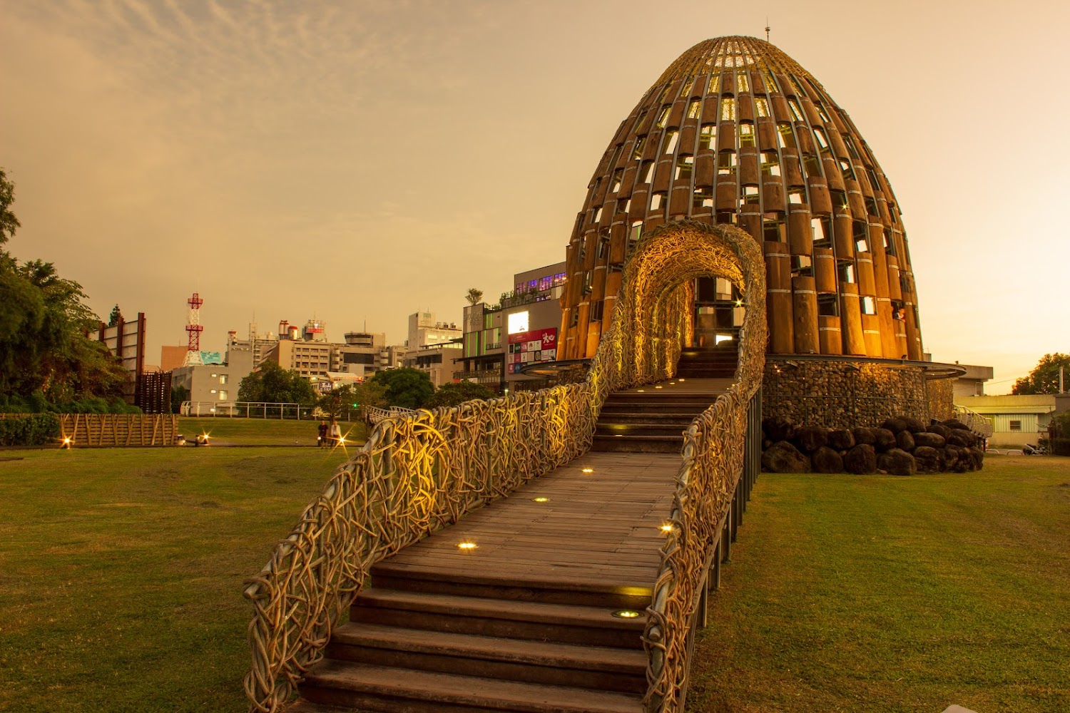 嘉義公園｜嘉義景點推薦：探索嘉義的必訪景點與隱藏版美食